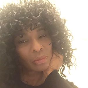 Meet your Posher, Sherry